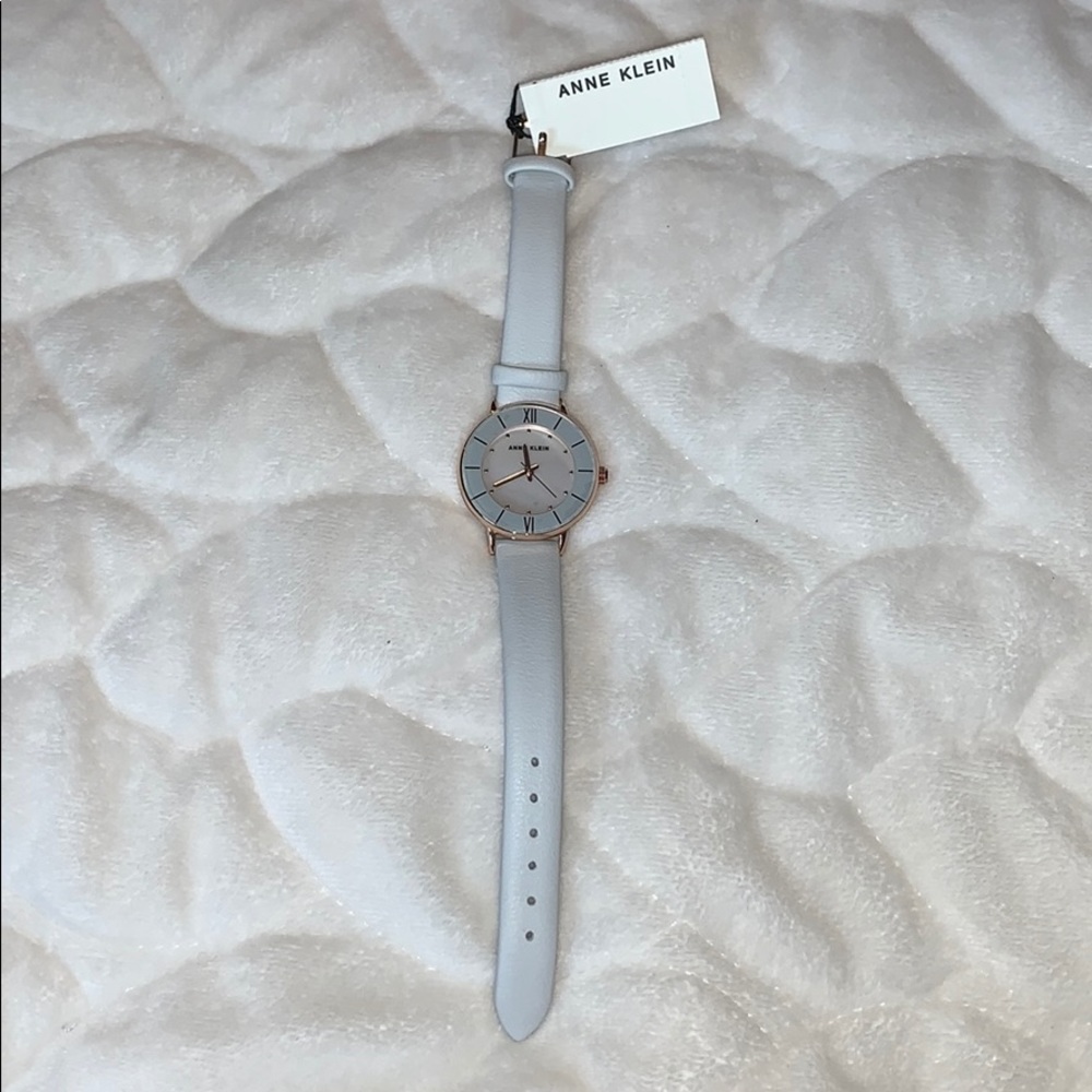 Anne Klein Watch - Picture 1 of 3